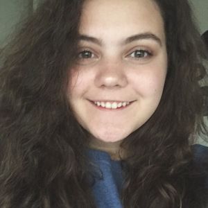 Meet your Posher, Abbey